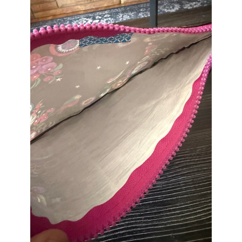 Multicolor Make-Up Case Bundle - image 3